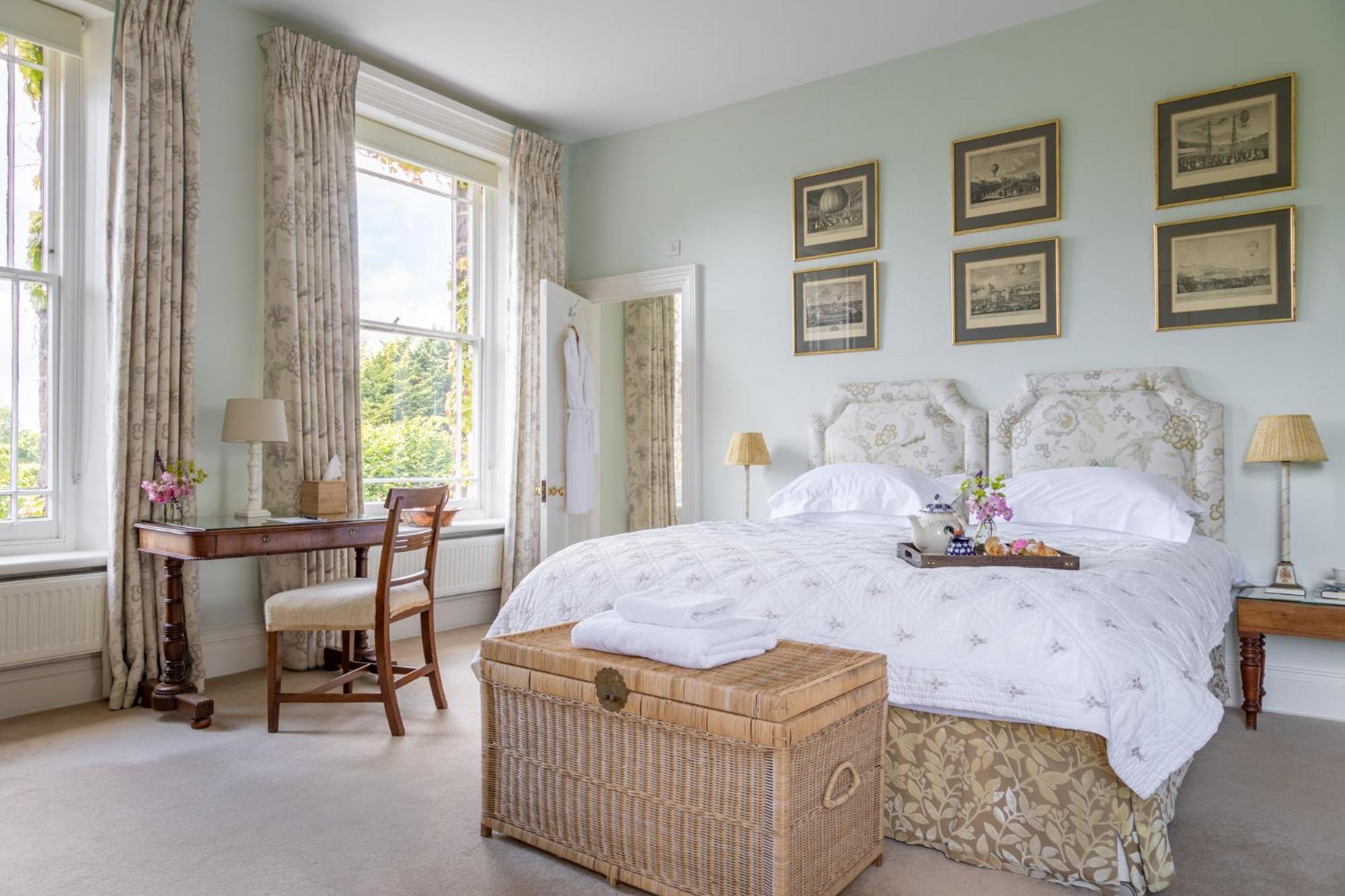 סווינדון Overtown Manor Bed And Breakfast מראה חיצוני תמונה